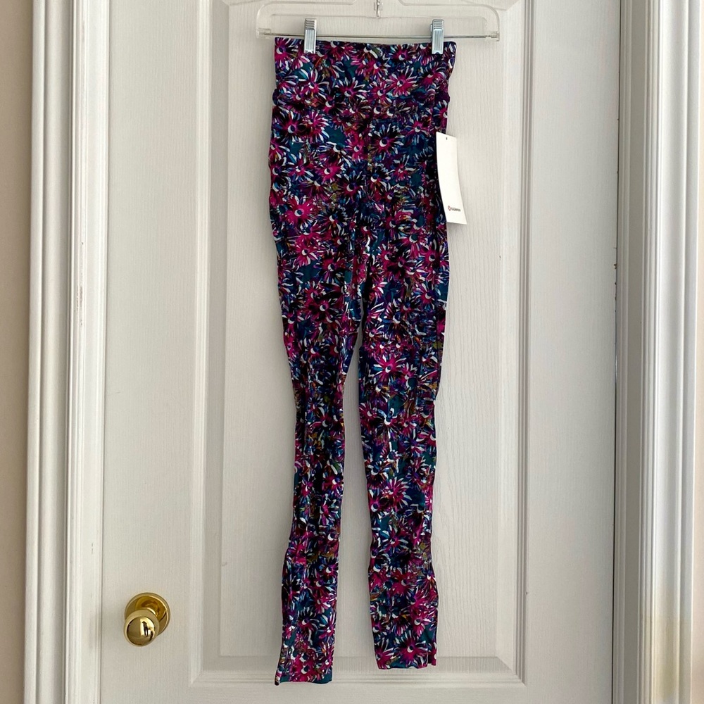 Lululemon Base Pace HR High Rise Tight 28” Brushed Size 2 Sz 2 NWT New with tag